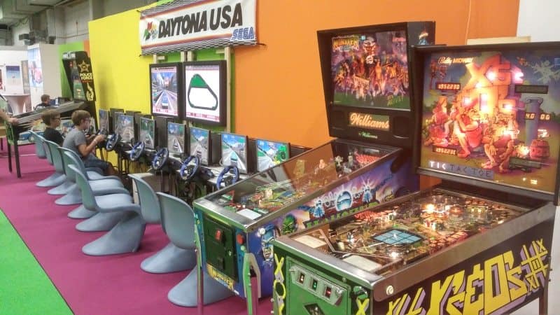 Gamescom2016-Retro02
