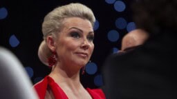 Tanssii tähtien kanssa -Helena Ahti-Hallberg kiidätettiin sairaalaan