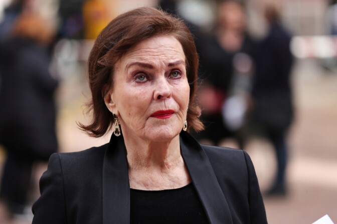 IL: Paula Koivuniemen pojan harvinaiset paljastukset äidistään