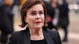 Paula Koivuniemi palasi someen – laittoi viestin kuolleelle Pate Mustajärvelle