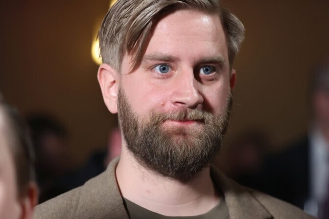 Joel Harkimolta koskettava julkaisu – ”Kylmät väreet”