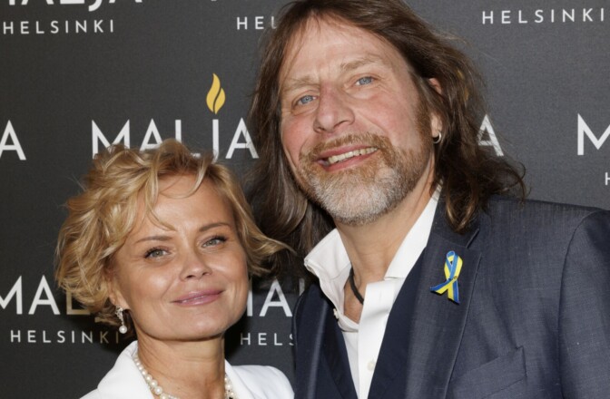 Jone Nikula sai sydänkohtauksen – puolisolta koskettava ulostulo