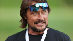 Teemu Selänne raivostui Suomi-Kanada-ottelusta: ”Mikä vitsi”