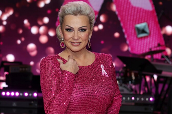 Helena Ahti-Hallbergin erikoinen vappu – ”Kerrankin aikaa”