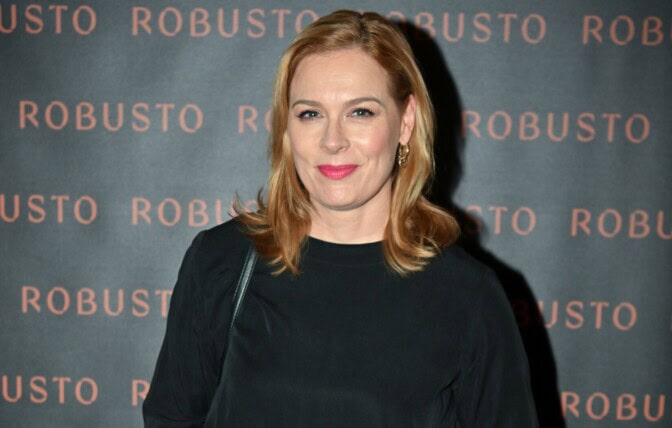 Piia Pasaselta harvinainen kuva – lomalla puolison kanssa