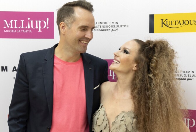 Anna: Tiina ja Mikael Forsbyn rakkaustarina – hurja alku