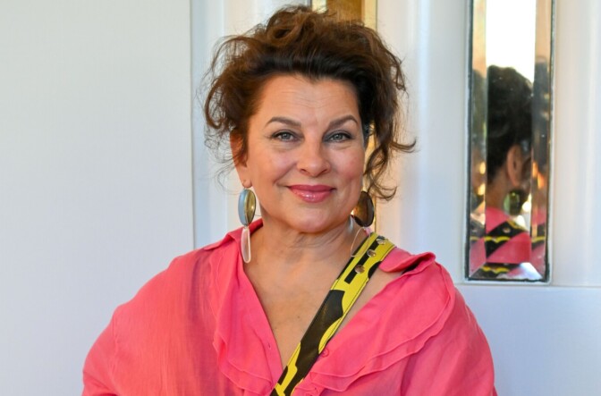 Satu Silvo löysi kodistaan vierasta omaisuutta – ”Nyt on tosi outoa”