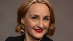 Sanna Stellan: ”Nyt multa amputoitiin jalka”