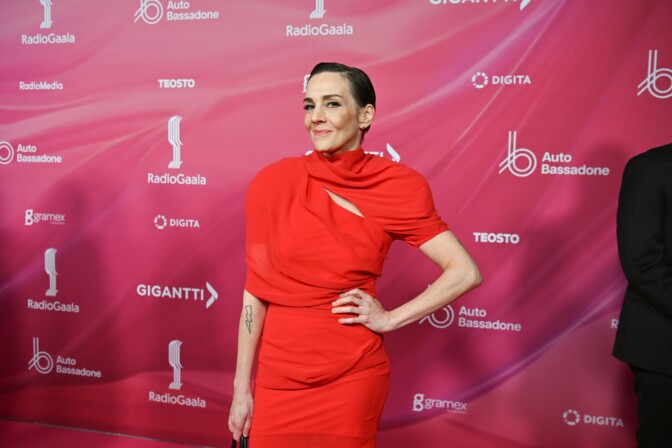 Maria Veitola ärsyyntyi: ”Ahdistelevat keski-ikäiset naiset”