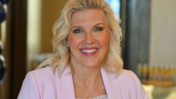 Vappu Pimiä lunasti joululahjan – ”Sain vihdoin maaniteltua”