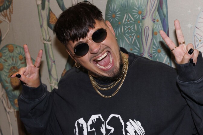 Käärijän lomakuvissa yllättävä henkilö – ”On elossa”