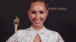 Sointu Borg haistatti ystävänpäivälle – tässä hyvä syy