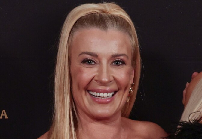 Kirsi Alm-Siira esittelee hiuksia: ”Ite tein ja säästin”