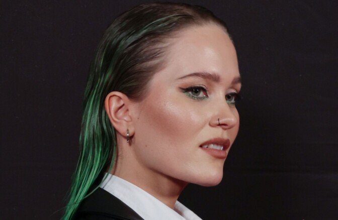 Seiska: Sanni suuteli tv-julkkista – katso intohimoiset kuvat