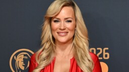 Martina Aitolehti esittelee upeaa elämäänsä Espanjassa – ”Kaikki irti”