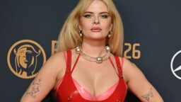 Erika Vikman julkaisi äidistään kuvan – otettu upeassa paikassa