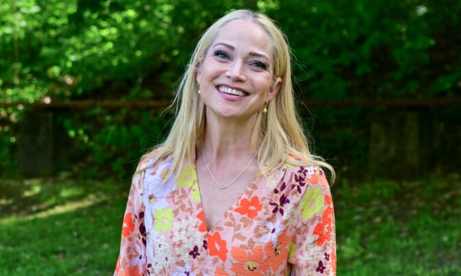 Pippa Laukalta harvinaisia kuvia tyttäristä – ”Niin kiitollinen näistä kolmesta”