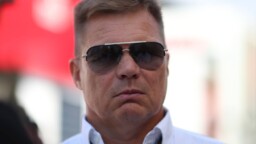 MN: Todella yllättävä tieto Mika Salon avioeroasiasta