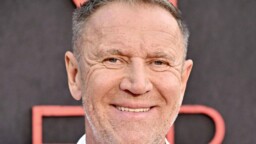 Renny Harlinilta hurja kuva – poseeraus tyttären kanssa