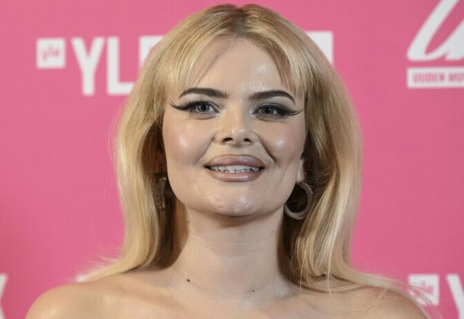 Erika Vikmanilta upeita rantakuvia Teneriffalta