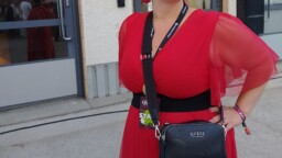 Marjalla oli Tangomarkkinat-reissulla yli 15 mekkoa mukana