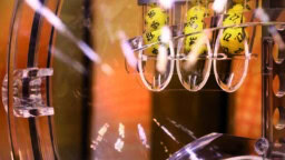 Eurojackpotista napsahti isot miljoonat – Suomeenkin kunnon potti, tänne se meni