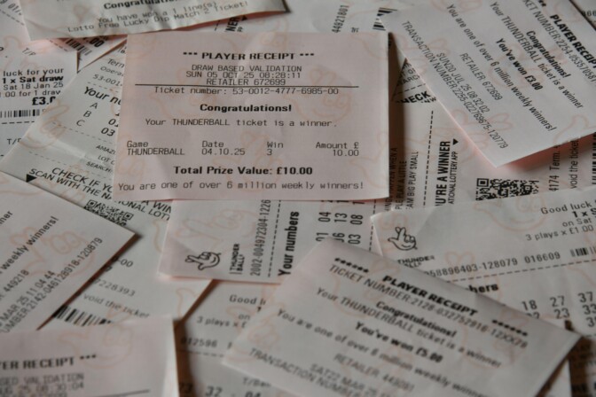 Pariskunta missasi 40 miljoonan euron lottovoiton teknisen kömmähdyksen takia