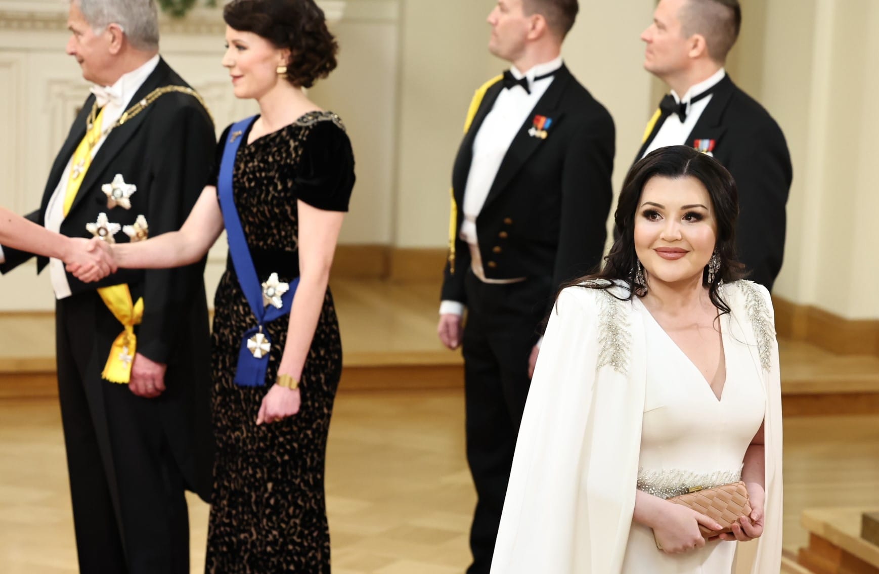 Diandra on noussut superstaraksi - näin hänen firmansa tahkoaa hilloa ...