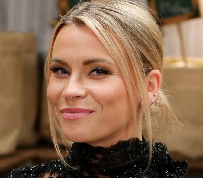 40-vuotias Salkkarit-tähti raskaana – näin hauskalla videolla sen ilmoitti