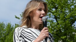 IS: Hoivakodissa kuristunut nainen oli tv-juontaja Ella Kannisen täti: ”Kuinka tällaista voi tapahtua?”