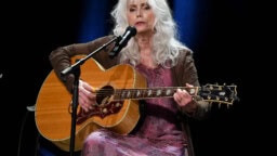 Kantrimusiikin legenda Suomeen – yli 50 vuoden ura ohi, viimeinen mahdollisuus nähdä