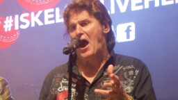 Laulaja Frederikin muodonmuutos – moni hieraisi silmiään mitä maestrolle on tapahtunut