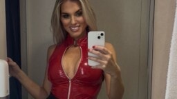 Sinkkumarkkinoille ryhtynyt Henna Peltonen palasi someen – lähti risteilemään