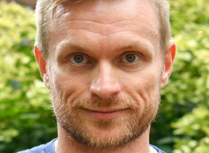 Iiro Seppänen vieraili kotona ja löysi muistojen arkun