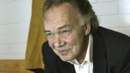 Laulaja Kari Tapion Joona-pojalta odottamaton ilmoitus