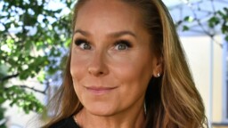 Hymy: Karita Tykkä ikävöi: ”Edelleenkin numeronsa puhelimessani”