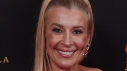 Kirsi Alm-Siira näytti miehille närhen munat – käsittämätön veto