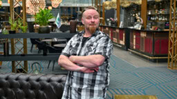 Latelan Lauri Huttunen ilmestyi käräjille – tuomarilta heti yllättävä veto