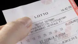 Lotossa järisyttävän potin saanut kertoo: ”Pelkään että kuolen ja…”