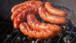 Make äimistyi Pirkan grillimakkaroista: ”Hellanlettas mitä tämä on!”