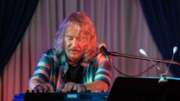 82-vuotias musiikin elävä legenda saapuu viimein Suomeen