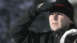 Näin upea näky jouluna Matti Nykäsen haudalla