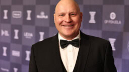 Kalle Palander hääpäivänä silmä mustana: ”V-tuilkaa vaan s-tana”