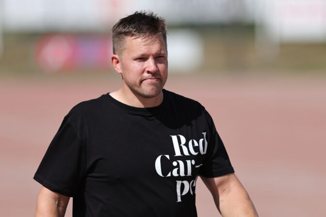 Kohuttu podcastaaja Juha Perälä – suhdestatuksessa tapahtui muutos, kertoo podcast