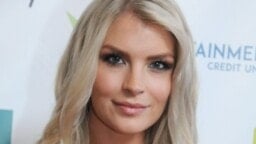 Missi Pia Lamberg esitteli kuukauden vanhan tyttövauvansa – suomalainen nimi
