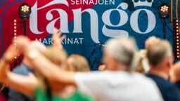 Aurinko teki Tangomarkkinoille tepposet