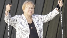 Johan nyt! Tarja Halonen pykäsi firman pystyyn: Kotoisaks Oy!