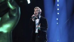 Vain 16-vuotias The Voice of Finland -kisaaja ällistyttää: ”Sinusta tulee Suomessa iso tähti”