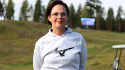 Vieläkö muistat tv-kuuluttaja-missi Anna-Liisa Tiluksen – tuore kuva