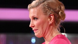 Vappu Pimiä nukutusoperaation jälkeen: Lääkäriltä kylmäävät sanat!